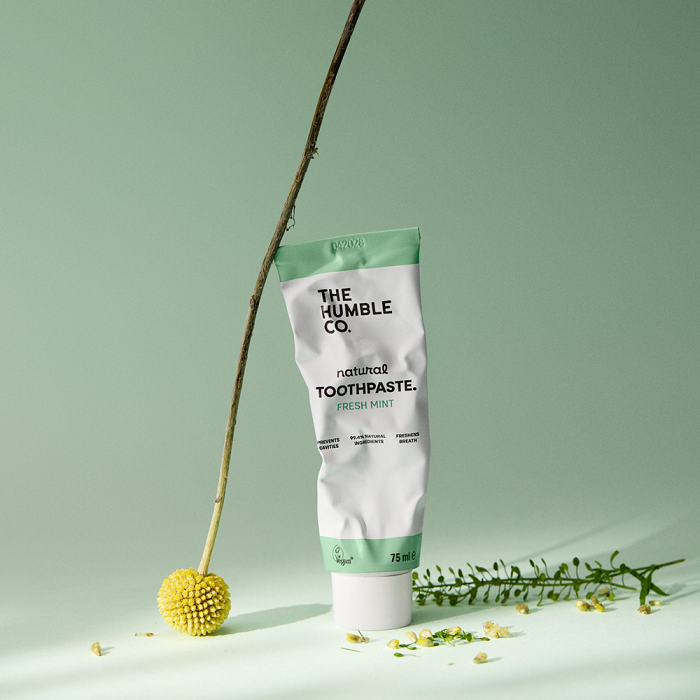 7350075695186-The-Humble-Co.-Fresh-Mint-Οδοντόκρεμα-Κατά-της-Τερηδόνας-&-της-Πλάκας-με-Γεύση-Μέντα-75ml-olgaspharmacy